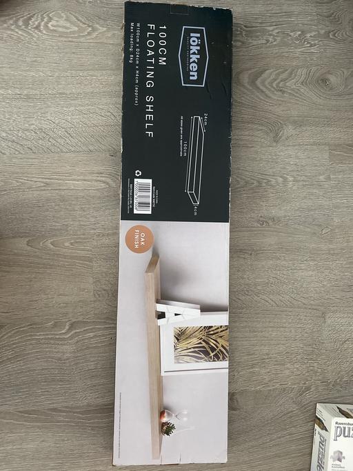 Buy & Sell West Midlands Walsall - Photos for Floating shelf oak
