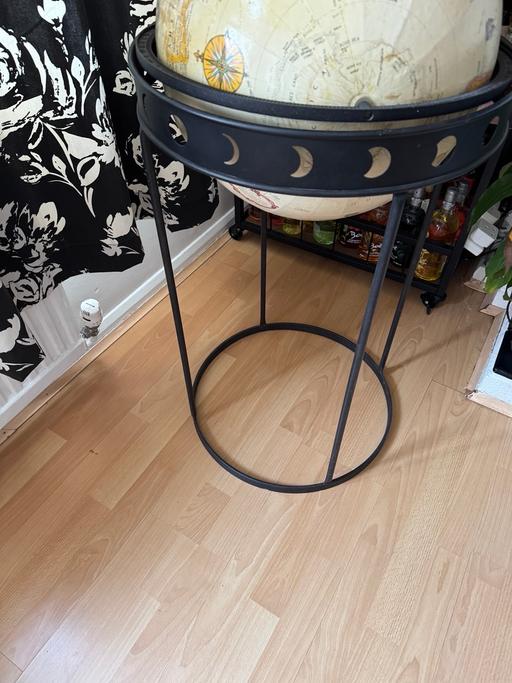 Buy & Sell Derbyshire Chesterfield - Photos for Replogle 16” globe - world classic series