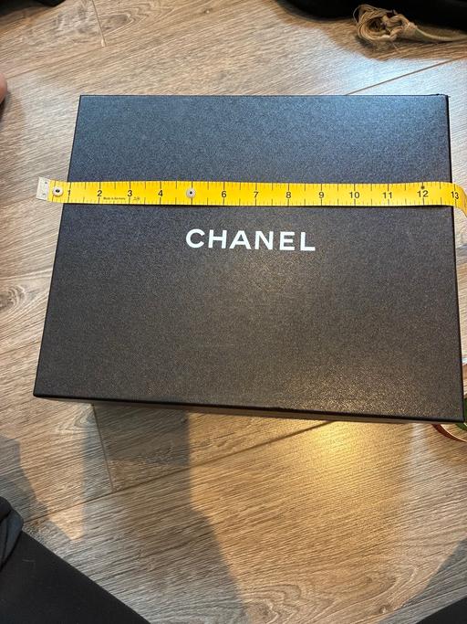 Buy & Sell Central London Pimlico - Central London - Photos for Chanel box