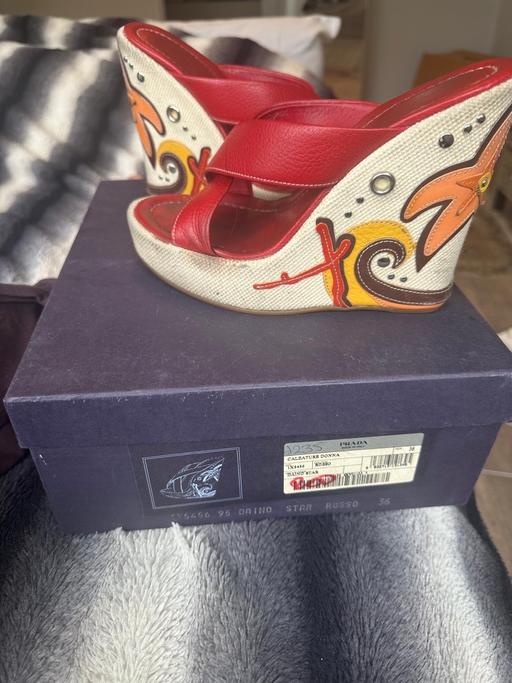Buy & Sell Central London Pimlico - Central London - Photos for Prada shoes