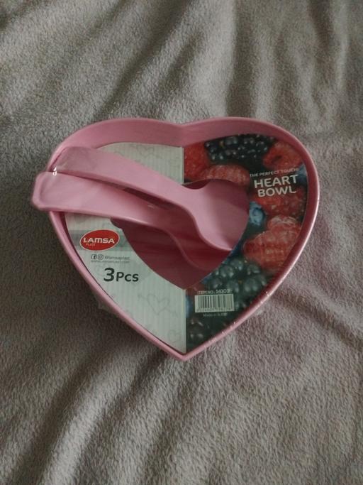 Buy & Sell West Midlands Wolverhampton - Photos for New Heart Bowl.