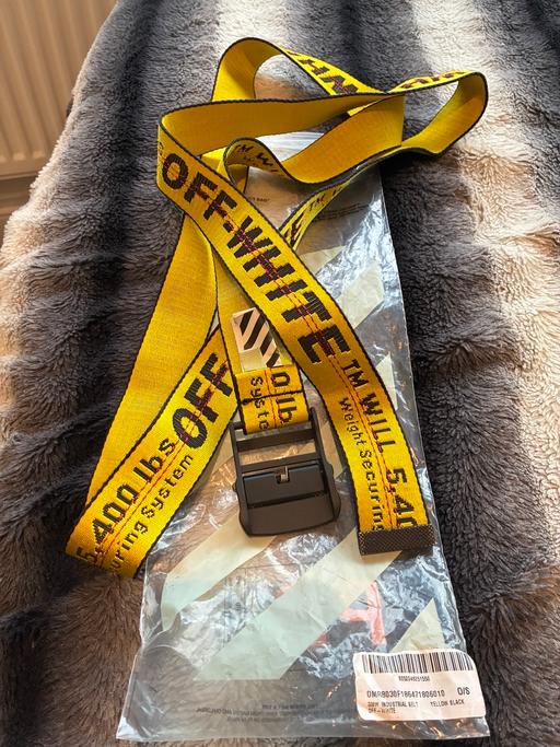 Buy & Sell Central London Pimlico - Central London - Photos for Off white belt