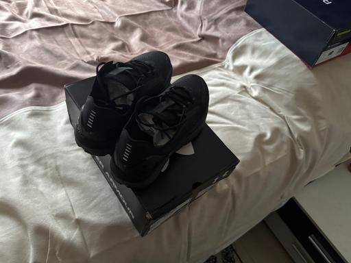 Buy & Sell East London Redbridge - Photos for Under Armour Hovr Sonic Trainers