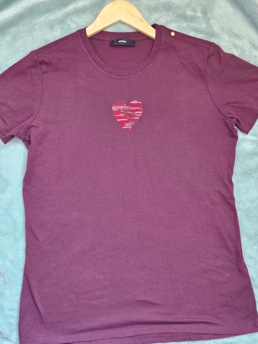 Buy & Sell Edgeley Stockport - Photos for Diesel tee-shirt.
