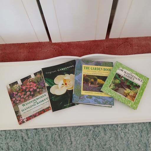 Buy & Sell West Midlands Dudley - Photos for GARDEN BOOKS