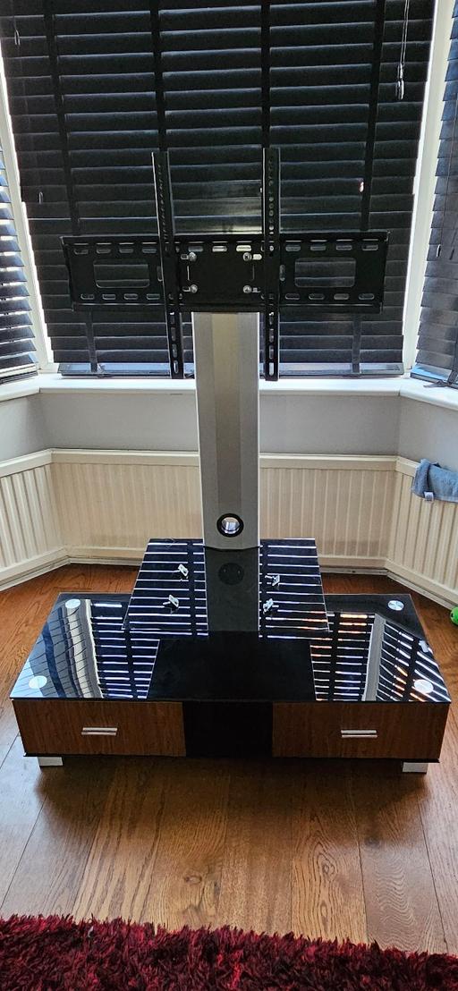 Buy & Sell East London East Ham - East London - Photos for Tv stand