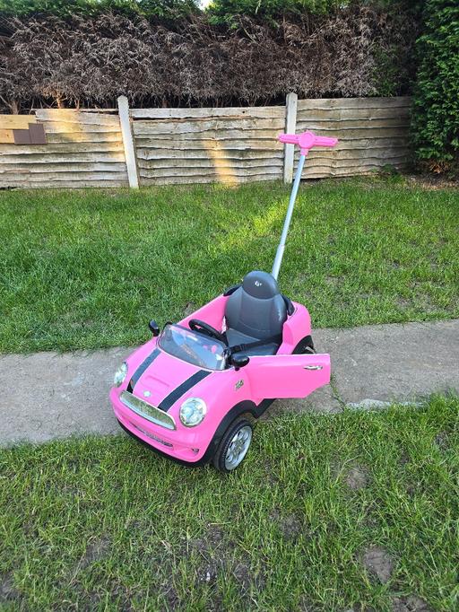 Buy & Sell Lincolnshire North Lincolnshire - Photos for Girls Mini push along car