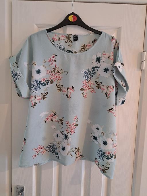 Buy & Sell Stourbridge Dudley - Photos for size 14/16 short sleeve blouse