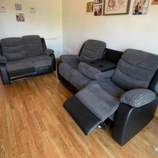 Buy & Sell West Midlands Birmingham - Photos for Comfortable High Quality Recliners
