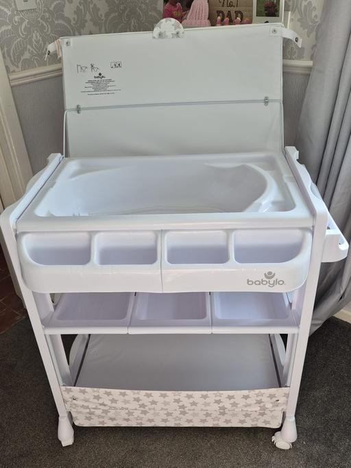 Buy & Sell West Midlands Sandwell - Photos for Baby changing unit with bath