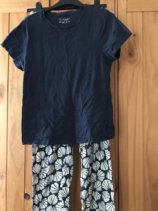 Buy & Sell Newport - Wales Liswerry - Newport - Photos for Women’s Size 10-12 Primark PJ Set.