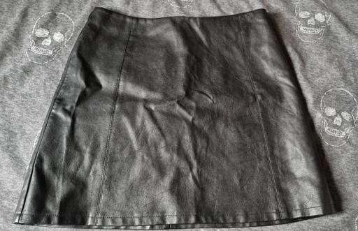 Buy & Sell Clayton West Kirklees - Photos for Black Primark Leather Look Mini Skirt