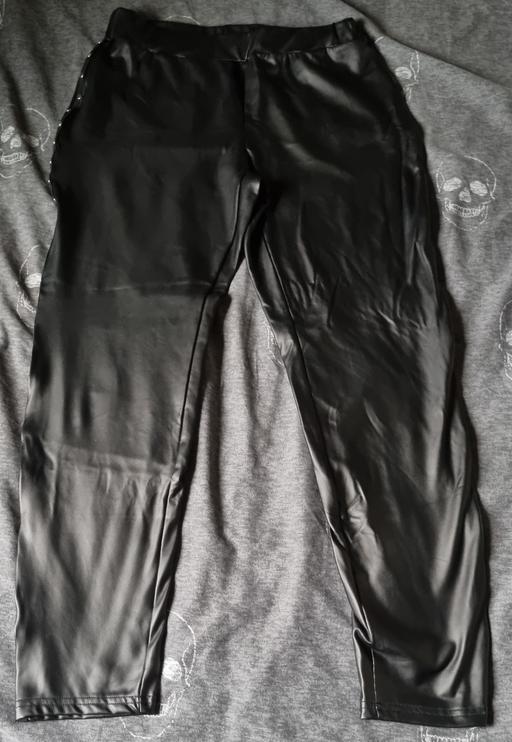 Buy & Sell Clayton West Kirklees - Photos for Black Shein Leather Look Leggings