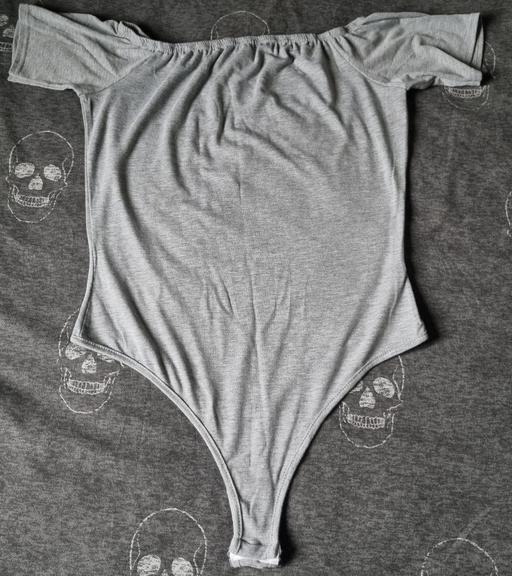 Buy & Sell Clayton West Kirklees - Photos for Grey Pretty Little Thing Bardeau Bodysuit