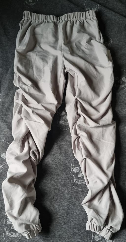 Buy & Sell Clayton West Kirklees - Photos for Grey Shein Ruffled Bottom Pants - Size Large