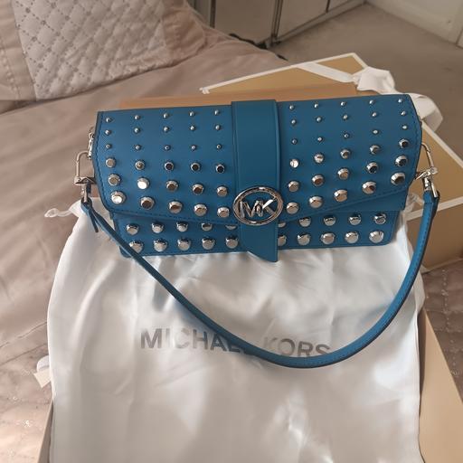 Buy & Sell South West London Tooting Broadway - South West London - Photos for Michael kors original bag , gorgeous