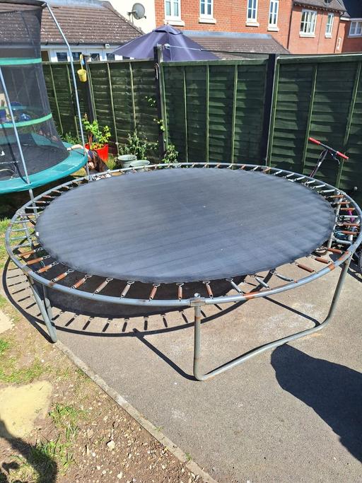 Buy & Sell West Northamptonshire Wootton - West Northamptonshire - Photos for 10ft trampoline