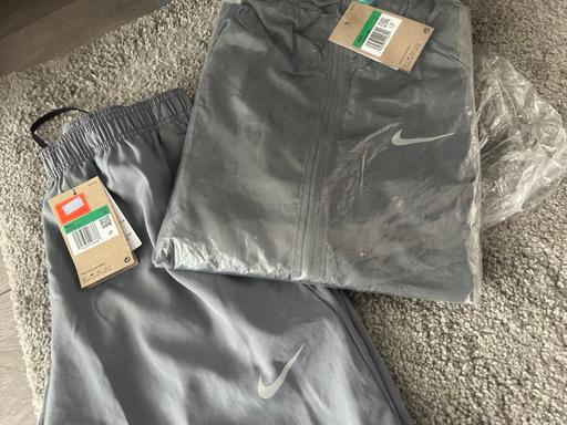 Buy & Sell Derbyshire Bolsover - Photos for Grey Nike tracksuit