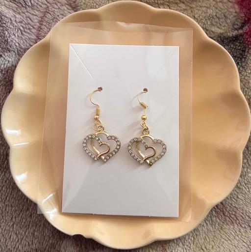 Buy & Sell Lower Clapton East London - Photos for Heart earrings