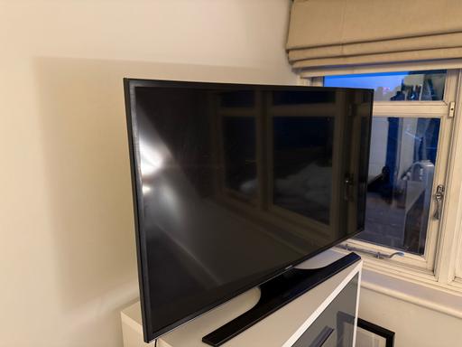 Buy & Sell South West London South Kensington - South West London - Photos for Samsung 40 inch Smart Full UHD