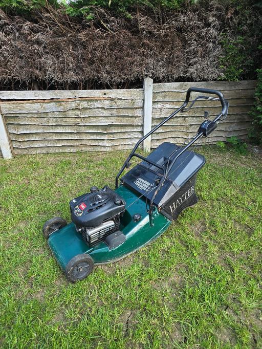 Buy & Sell Lincolnshire North Lincolnshire - Photos for hayter Harrier 48 self propelled Petrol mover