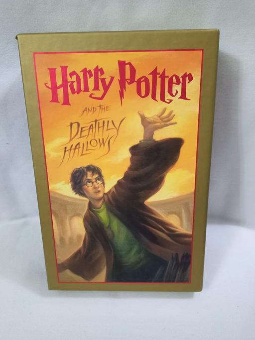 Buy & Sell Hall Green Birmingham - Photos for HARRY POTTER AND THE DEATHLY HALLOWS DELUXE.