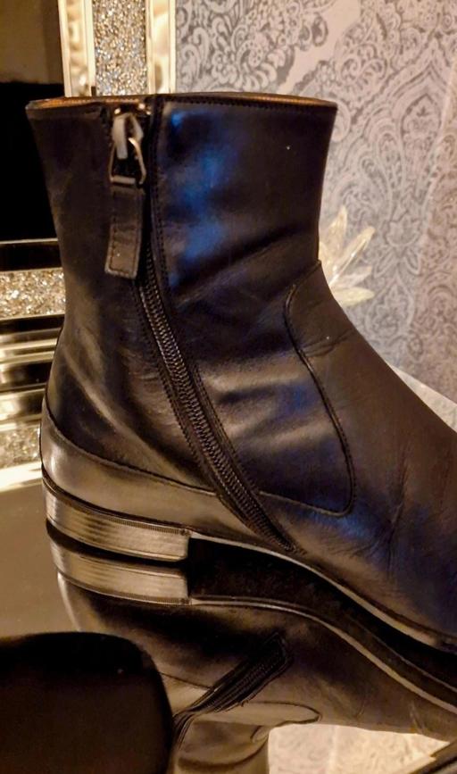 Buy & Sell South East London Surrey Quays - South East London - Photos for Gucci Men's Black Leather Ankle Boots