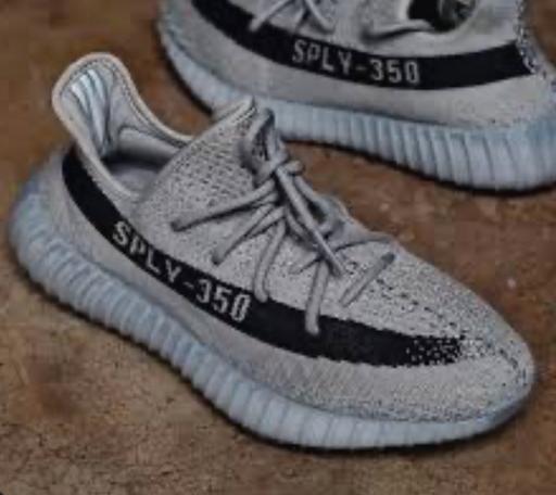 Buy & Sell Stepney East London - Photos for Men’s Yeezys