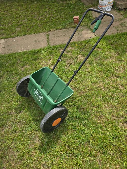 Buy & Sell Lincolnshire North Lincolnshire - Photos for grass seeder