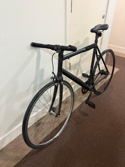 Buy & Sell West London - Photos for Light road bike