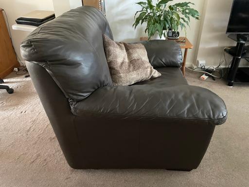 Buy & Sell Greater Manchester Trafford - Photos for Brown armchair x 1