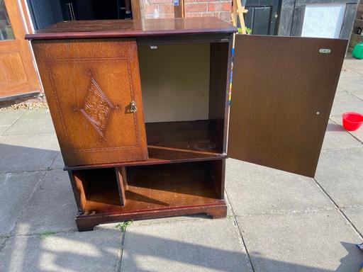 Buy & Sell West Midlands Wolverhampton - Photos for Side board cabinet
