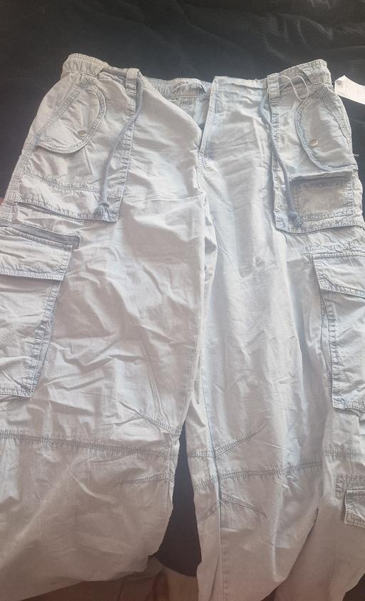 Buy & Sell Denbighshire - Wales Prestatyn - Denbighshire - Photos for Bershka women's blue cargos