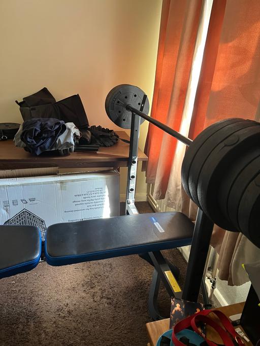 Buy & Sell Staffordshire South Staffordshire - Photos for Bench & weights set