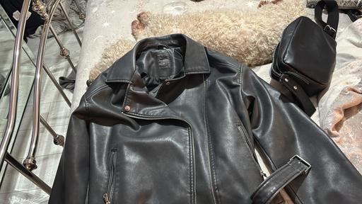 Buy & Sell Oldbury Sandwell - Photos for Jacket