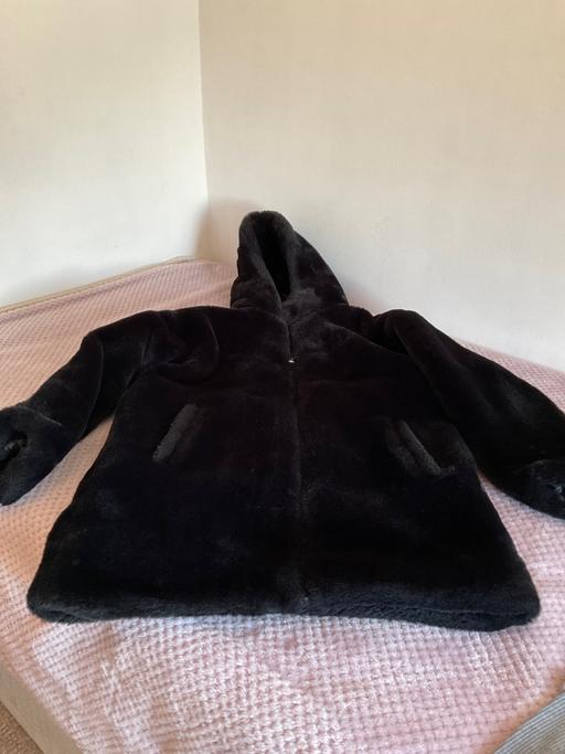 Buy & Sell West Midlands Sandwell - Photos for Beautiful fur coat