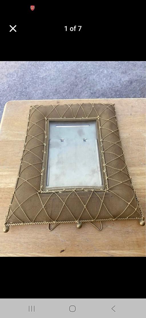 Buy & Sell South East London Shirley - South East London - Photos for Decorated Gold Metal Picture Frame.