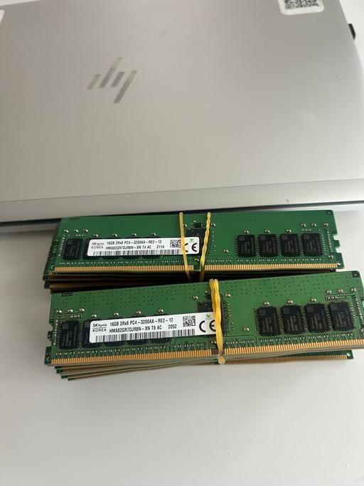 Buy & Sell South East London Woolwich - South East London - Photos for 20 x 16GB DDR4 RAM - HMA82GR7DJR8N-XN