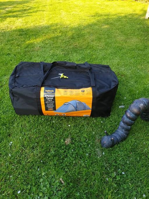 Buy & Sell Bedfordshire Bedford - Photos for New Halfords Premium Tunnel Tent