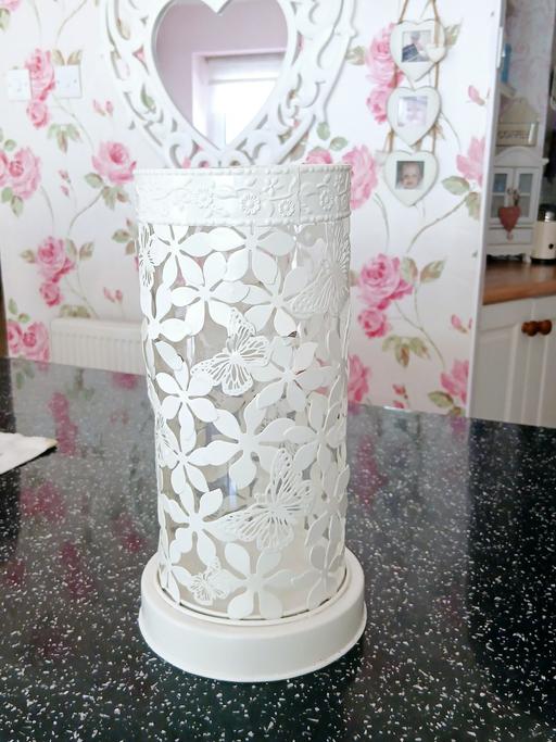 Buy & Sell Dudley Town Centre Dudley - Photos for SHABBY CHIC CANDLE HOLDER