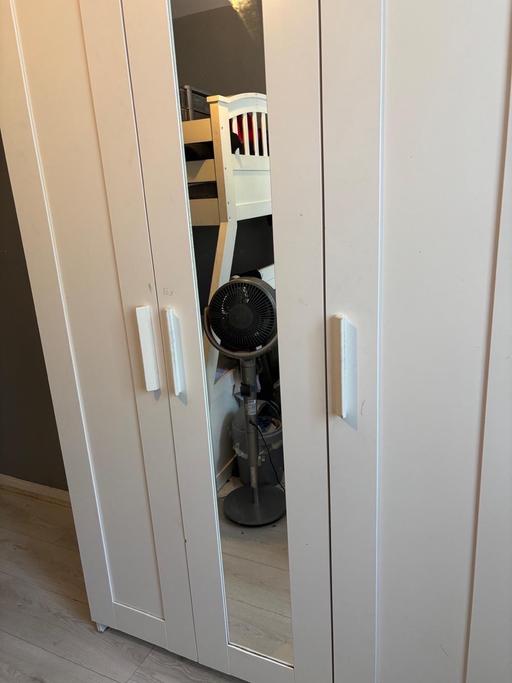 Buy & Sell North London Hoxton - North London - Photos for IKEA Brimnes wardrobe