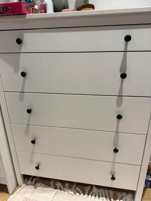 Buy & Sell South West London Fulham Broadway - South West London - Photos for Wardrobe and chest of drawers