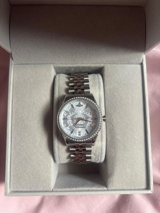 Buy & Sell Nottinghamshire Nottingham - Photos for Vivienne Westwood Little Wallace 32mm Watch