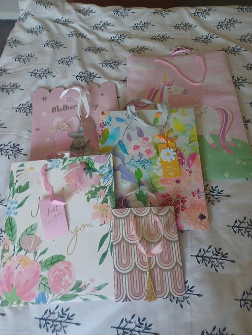 Buy & Sell Eckington North East Derbyshire - Photos for 5 assorted gift bags