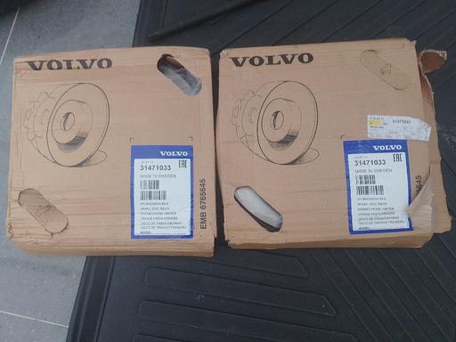 Vehicles West Midlands Birmingham - Photos for Volvo XC60 rear brake discs