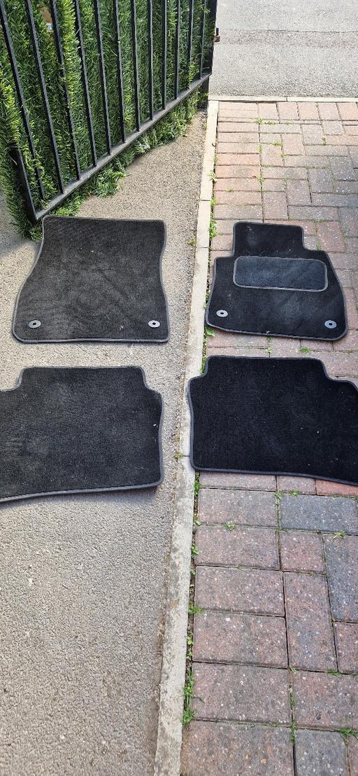 Vehicles South Yorkshire Sheffield - Photos for Vauxhall insignia mk2 fitted car mats
