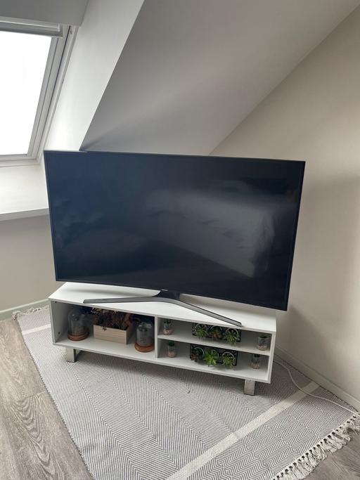 Buy & Sell Hertfordshire Broxbourne - Photos for DEBENHAMS Heaven TV Unit
