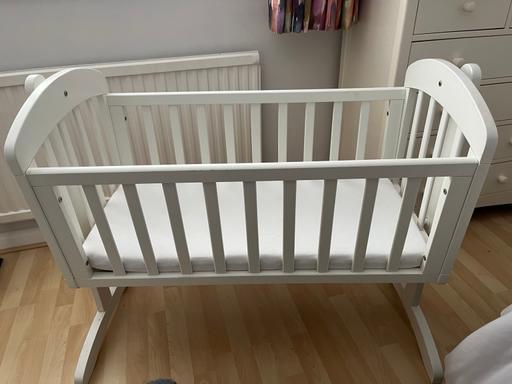 Buy & Sell Buckinghamshire Halton Village - Buckinghamshire - Photos for Crib - Mamas & Papas Rocking crib
