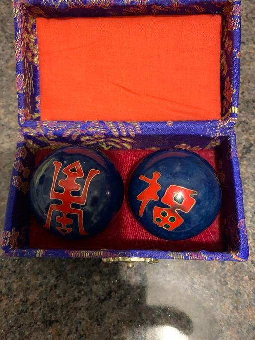 Buy & Sell West Midlands Sandwell - Photos for Chinese stress balls buyer collect