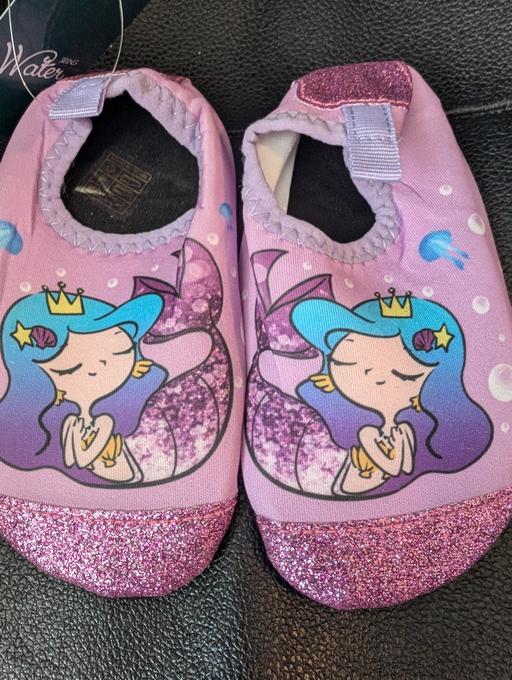 Buy & Sell Bolton Bolton - Photos for little girls beech shoes